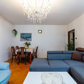 Prodej bytu 5+1 a více 110 m² Janovice, 