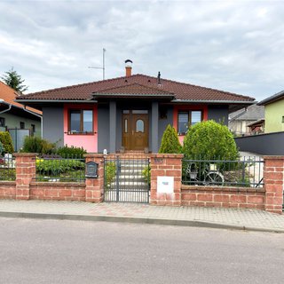 Prodej rodinného domu 102 m² Kuchařovice, V Zahradách