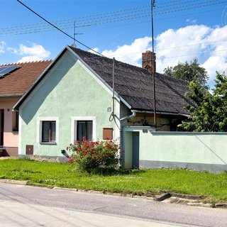 Prodej rodinného domu 130 m² Milíčovice, 