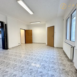 Pronájem bytu 1+1 51 m² Klášterec nad Ohří, Zahradní