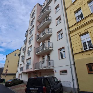 Prodej bytu 2+kk 55 m² Karlovy Vary, Petřín