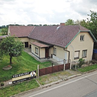 Prodej rodinného domu 60 m² Žáky, 