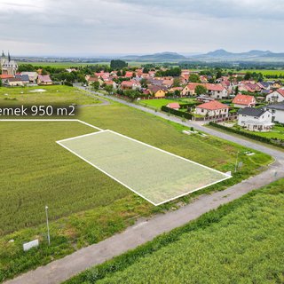 Prodej stavební parcely 1 000 m² Slavětín, Pod Lesem