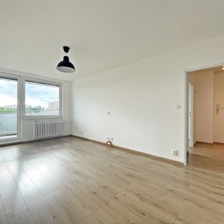 Pronájem bytu 2+1 45 m² Praha, Habrová
