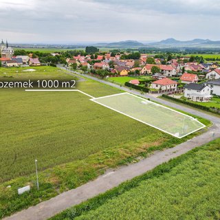 Prodej stavební parcely 1 000 m² Slavětín, Pod Lesem