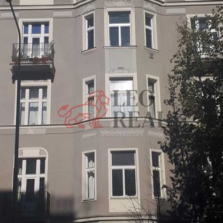 Pronájem bytu 1+1 43 m² Praha, 28. pluku