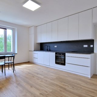 Pronájem bytu 2+kk 42 m² Praha, Nad Popelkou