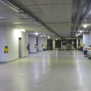 Pronájem parkovacího místa 15 m² Praha, Pod Harfou