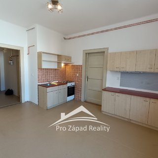 Pronájem bytu 1+1 51 m² Plzeň, Vrchlického