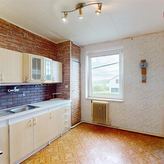 Prodej bytu 3+1 96 m² Kublov, 
