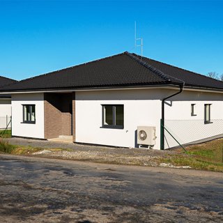 Prodej rodinného domu 120 m² Smědčice, 