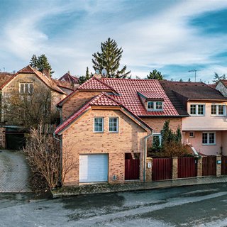 Prodej rodinného domu 191 m² Praha, Sichrovského