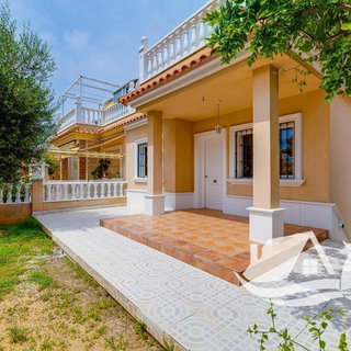 Prodej rodinného domu 144 m² ve Španělsku