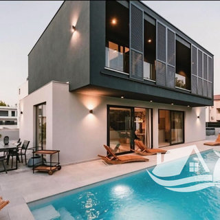 Prodej rodinného domu 190 m² v Chorvatsku