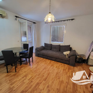 Prodej bytu 3+kk 46 m² v Černé Hoře