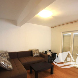 Prodej bytu 2+kk 38 m² v Černé Hoře