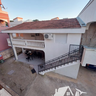 Prodej rodinného domu 155 m² v Černé Hoře