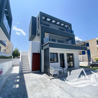 Prodej bytu 3+kk 60 m² v Řecku