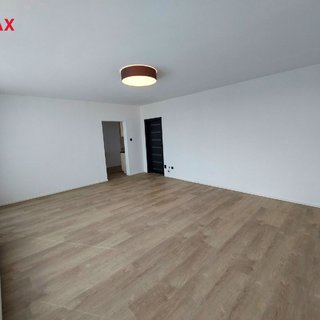 Prodej bytu 3+1 99 m², Bašteckého