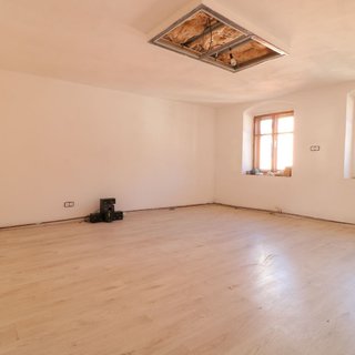 Prodej rodinného domu 186 m², Dobšova