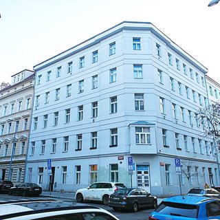 Prodej bytu 2+1 71 m² Praha, Varšavská