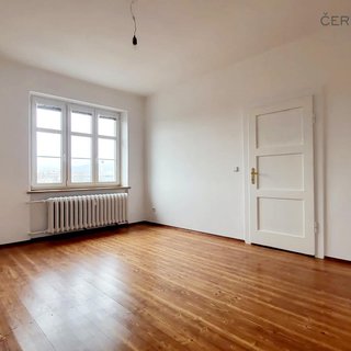 Pronájem bytu 2+1 67 m² Teplice, Masarykova třída