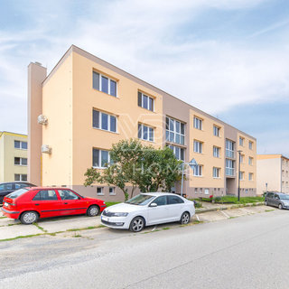 Prodej bytu 2+1 60 m² Bučovice, U Škol