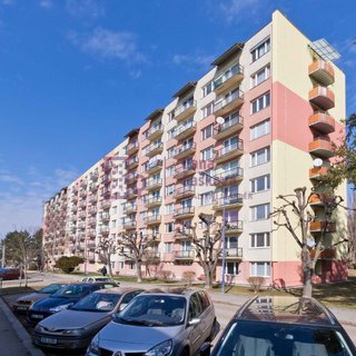 Pronájem bytu 2+1 64 m² Jindřichův Hradec, sídliště U Nádraží