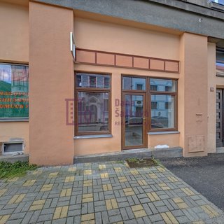 Pronájem obchodu 16 m² Jindřichův Hradec, Sládkova
