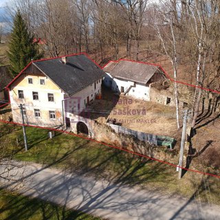 Prodej rodinného domu 290 m² Dolní Pěna, 
