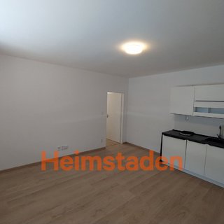 Pronájem bytu 2+kk 46 m² Ostrava, Výhradní