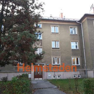 Pronájem bytu 2+1 56 m² Ostrava, Gajdošova