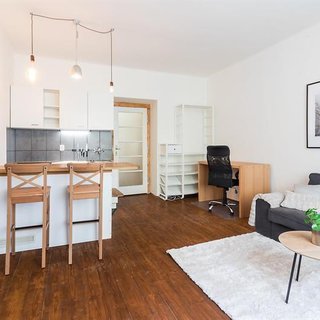 Prodej bytu 1+kk a garzoniéry 30 m² Praha, Radhošťská