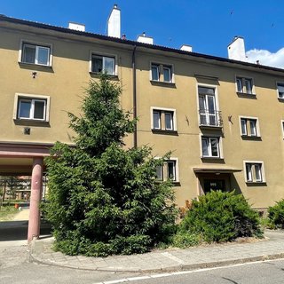 Pronájem bytu 3+1 77 m² Přelouč, K. Čapka