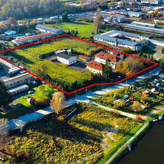 Prodej komerčního pozemku 16 500 m² Týn nad Vltavou