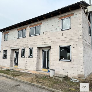 Prodej rodinného domu 98 m² Dolní Bousov, 
