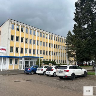 Pronájem kanceláře 360 m² Hradec Králové, Bratří Štefanů