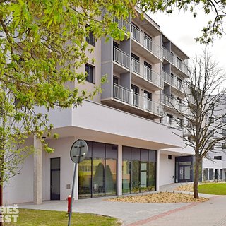 Pronájem bytu 3+kk 92 m² Pardubice, nábřeží Závodu míru