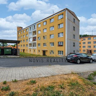 Prodej bytu 2+kk 35 m² Bochov, Obuvnická