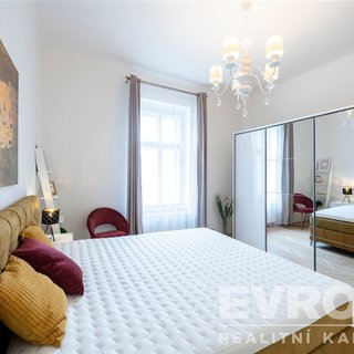 Pronájem bytu 3+kk 100 m² Praha, Pod Slovany