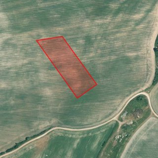 Prodej zemědělské půdy 8 989 m²