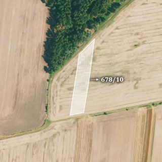 Prodej zemědělské půdy 4 660 m² Zlukov