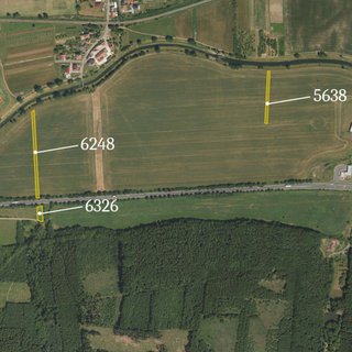 Prodej zemědělské půdy 13 700 m² Hradčovice