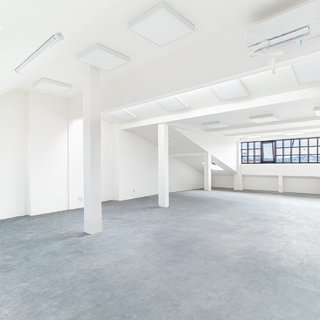 Pronájem kanceláře 176 m² Praha, Karlovo náměstí