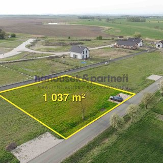 Prodej stavební parcely 1 037 m² Divec, 