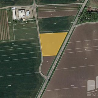 Prodej zemědělské půdy 4 666 m² Dolní Dunajovice