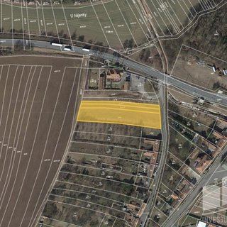 Prodej stavební parcely 3 319 m² Kožušice