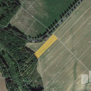 Prodej zemědělské půdy 1 835 m² Lukovany