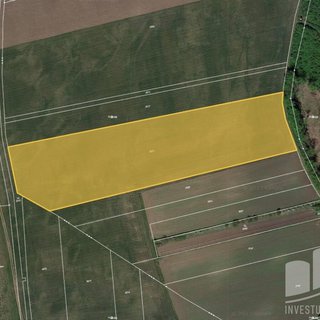 Prodej zemědělské půdy 17 970 m² Vranovice