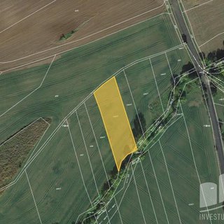 Prodej zemědělské půdy 1 750 m² Lišany